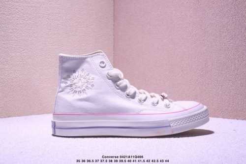 Converse Chuck Taylor 70S Seasonal The Star And Moon Embroidery Is Really Dreamy