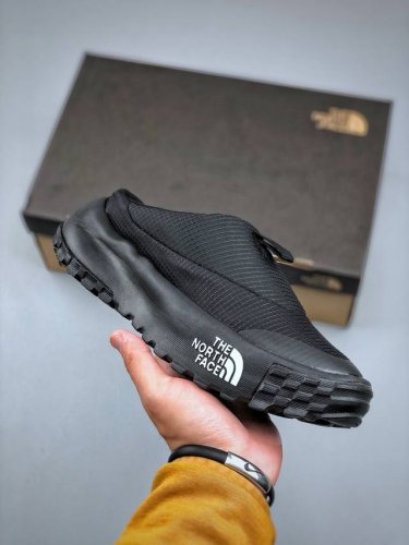 The North Face Hedgehog Sneaker The North Face Hedgehog Series Low-Top Hiking Cr