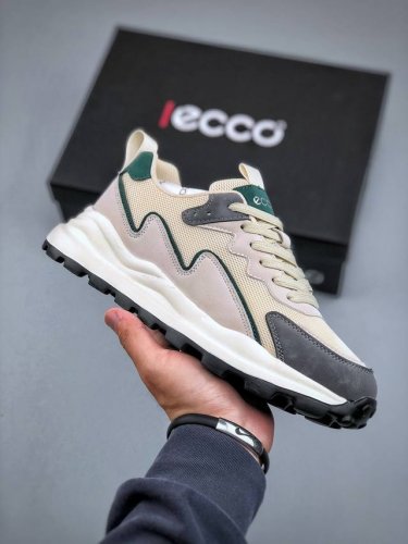 Ecco Men's Sports Casual Shoes Thick-Soled Agan Shoes Retro Running Shoes Waffle