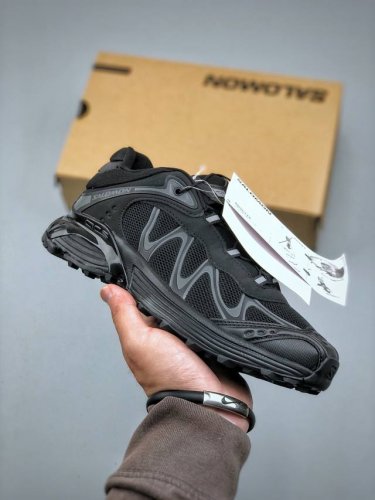 Salomon Xt-Whisper Is A Stylish, Comfortable, Shock-Absorbing, Non-Slip And Wear