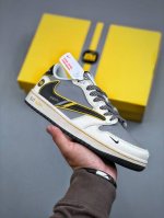 Travis Scott X Nike Air Jordan 1 Low X Su7 Ultra Air Jordan 1 Low Reversed White
