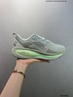 Company-Grade Nike Vomero 18 Nike Comfortable Shock-Absorbing Anti-Slip Low-Top