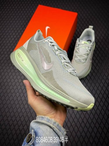 B Nike Vomero 18X Lightweight Running Shoes The Premium Version Of The Nike Vome