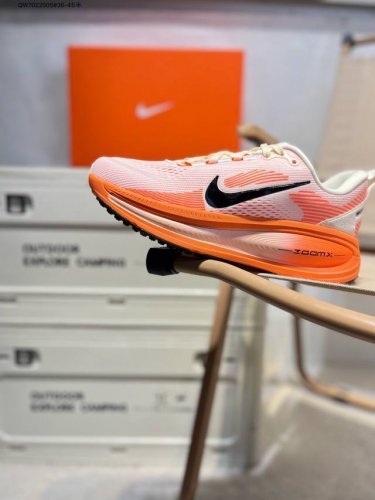 Nike Air Zoomx Vomero 18Th Generation Nike Moon Landing Shock Absorbing Running