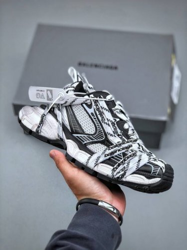Balenciaga Phantom Sneaker 3Xl Parisian House's All-New 10Th-Generation Trendy R