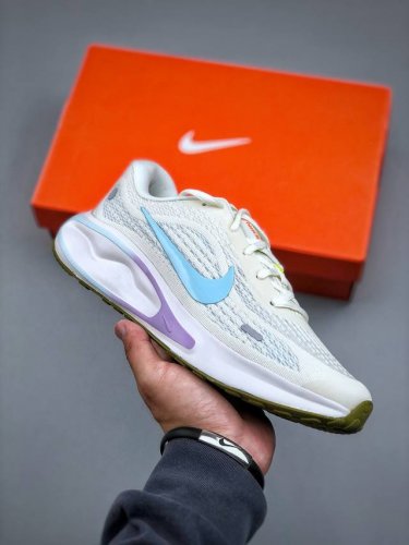 Nike Journey Run Comfortable, Simple, Lightweight, Cushioned Casual Running Shoe