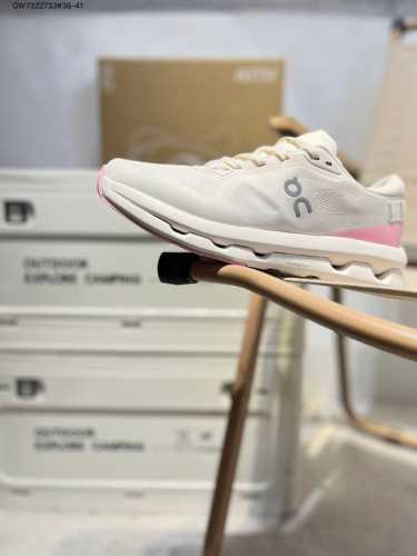 On Angpao's New Comprehensive Physical Training Sports Shoe Cloud X Is Comfortab