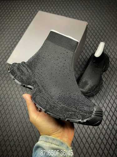Feuropean Edition 2025 Trendy Fashion Casual Thick-Soled Height-Increasing Elast