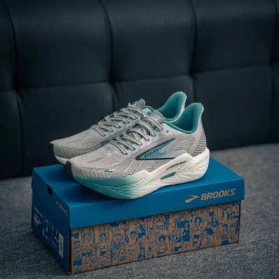 Core Private Brooks Hyperion Max Gale 2 Shock Absorption Racing Marathon Profess
