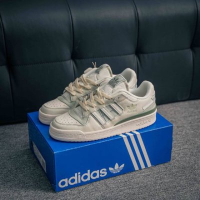 Core Private Adidas Forum 84 Low Cl Clover Low Top Classic Velcro Retro Sneakers