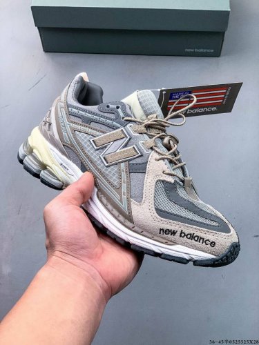 new Balance M1906Ri Nb Treasure Dad Shoe Model With Retro Elements And Textur