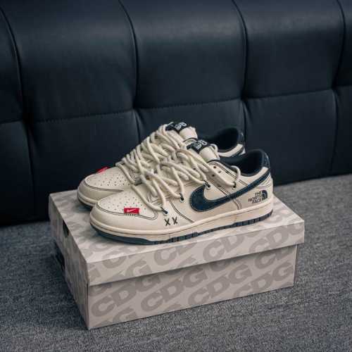 Core Private Nike Dunk Full Set Of Original Lasts And Original Molds To Create A