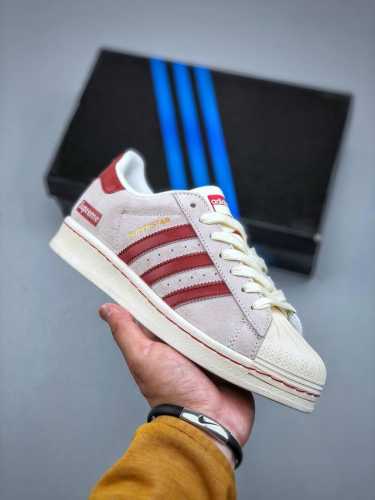 Ad Originals Superstar X Supreme Grey Red Uses A New Top-Layer Stitching Leather