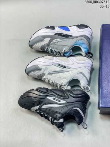 Dior, The Luxury Brand, Exudes High-End Elegance. Dior Low-Top Sneakers In A Ret