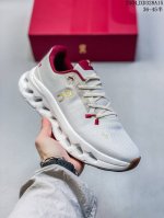 Company-Level On Running Training Shoes Cloudtitl 2025 New Year Snake Limited Ne