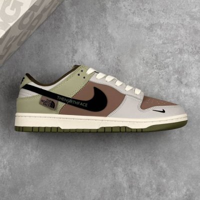 Local Core Private Nike Sb Dunk Low North Face Collaboration --- Olive Green Bla