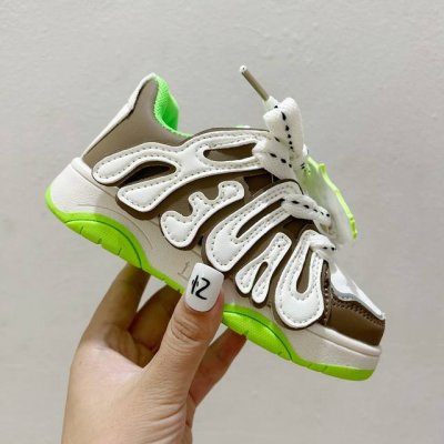 Special Price Old's Sports Sneakers Are Absolutely Stunning!! The Side Design Wi