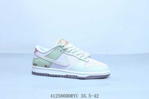 Nike Sb Dunk Low Pro Retro Low-Top Casual Skateboarding Shoes White/Green Produc