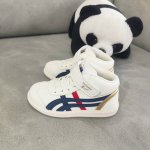 Special: No Returns Or Exchanges. Asics Classic Versatile Sports Casual Shoes. F