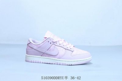Nike Sb Dunk Low Pro Retro Low-Top Casual Skateboarding Sneakers Pink Product Co