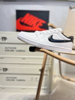 Air Jordan 1 Mid Aj1 Jordan Classic Retro Cultural Casual Sports Basketball Shoe