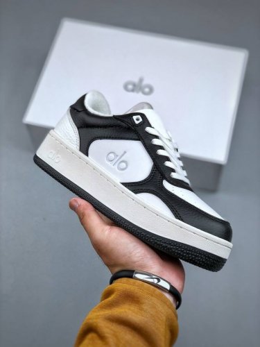 Alo Yoga Recovery Mode Celebrity-Inspired Black And White High-Low Casual Sneake