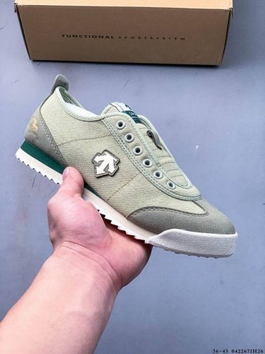 Descente Chron Series Retro Sports Casual Shoes 0422671H26