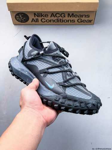 acg Mountain Fly Low Gtx Se Functional Style Designed To Be Durable And Fast,