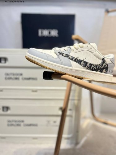 Company-Grade Top-Grain Leather Dior X Jordan Air Jordan 1 Low Aj1 Low-Top Serie