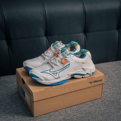 Core Private Mizuno Wave Lightning Z8 Comfortable, Non-Slip And Wear-Resistant L