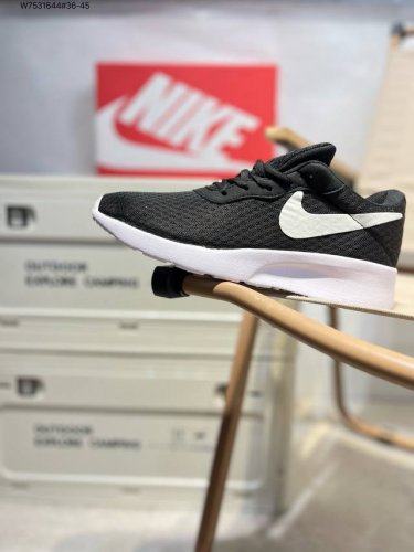 Nike Roshe Run The Olympic London Iii Trot Has A Young, Fashionable And Energeti