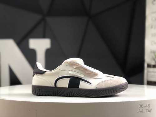 Champion Essentials Champ T-Trainer Basic Training Series, German-Style Football