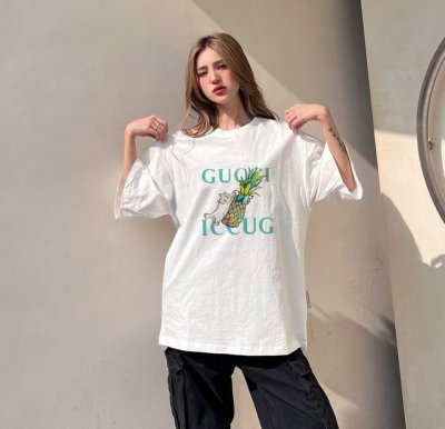 New Arrival! Gucci New Short-Sleeve T-Shirt, With Meticulously Tailored Cuts! Fl