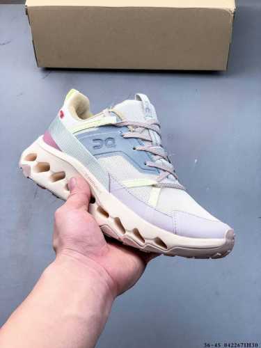 On Training Shoes Cloudhoriz Waterproof New Waterproof Cushioning Hiking Shoes.