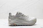 Company-Level Altra M Olympus 6 Shock-Absorbing And Rebound Lightweight Running