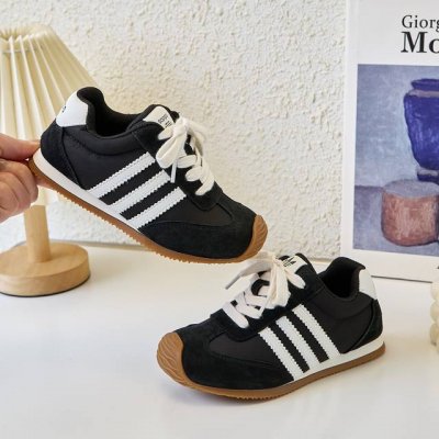 Adidas Agend Training Shoes For Kids Adidas Three-Leaf Agend Training Shoes, Tre