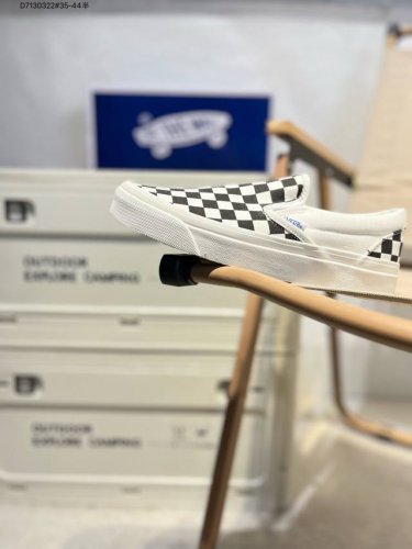 Vans Checkered Lace-Up Canvas Shoes Craftsmanship: Vulcanized 1:1, Weight 1:1, A