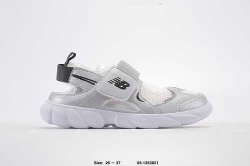 Adjustable Nb920 Children's Beach Sandals - Best-Selling Water-Resistant Shoes W