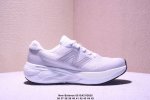 Company-Level New Balance W880 Series Retro Dad-Style Casual Running Shoes The 8