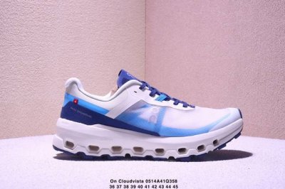 On Cloudvista 2 Running Shoes Thick-Soled Elevated Dad Sneakers. The On Cloudvis