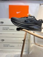 nk Air Zoom Vomero 18 Lightweight And Comfortable Road Running Shoes Help You