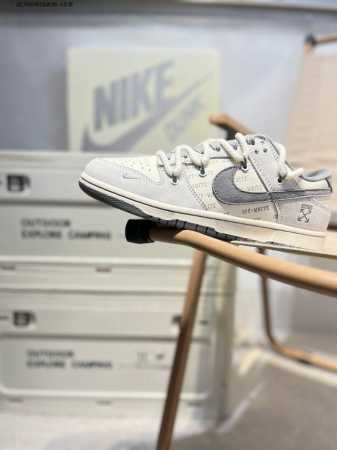 Nike Sb Dunk Low Produced By A Big Factory, Highly Recommended New Color Scheme - Click Image to Close
