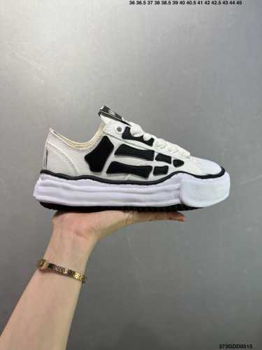 Company-Level Yu Wenle's Favorite Item Retro Dissolve Style Japanese Conceptual