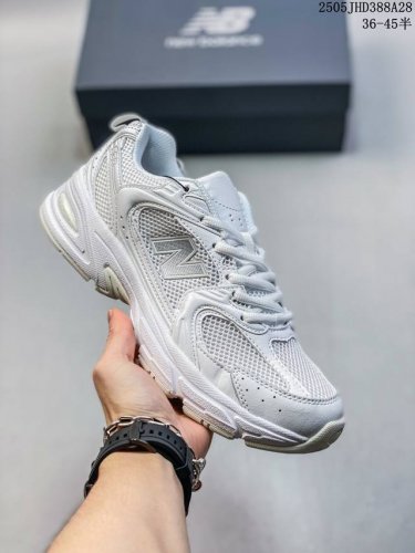 Uses Hard Cowhide Leather Combined With Breathable Mesh Upper Material Independe