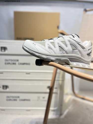 French Outdoor Brand - Salomon Xt-Quest Gtx Explorer Series Trendy Off-Road Func