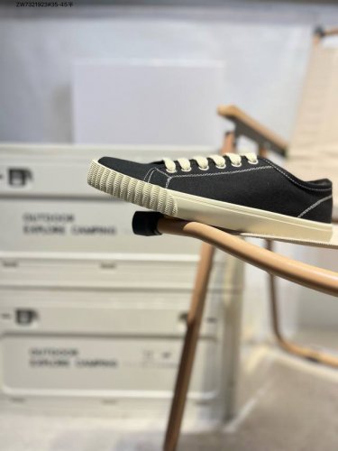 Correct Water-Dyed Denim, Original Raw Rubber Combination Sole Retains The Origi