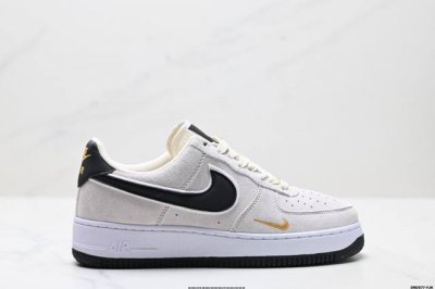 Authentic Nike Air Force 1 '07 Low-Top Casual Sports Sneakers. Featuring Soft, H