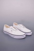 hommegirls Otw By Vans This Collaboration Will Use The Classic Otw Authentic