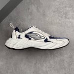 Local Core Private Balenciaga Paris Family 16Th Generation Monday Its Avant-Gard