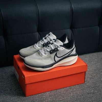 Core Private Nike Air Zoom Vomero 17 Moon Landing 17 Summer New Shock-Absorbing